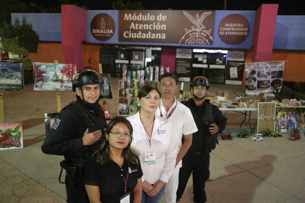 Instalan en Feria Ganadera 2022 stand de artesanías hechas por PPL; lo recaudado será para su sustento