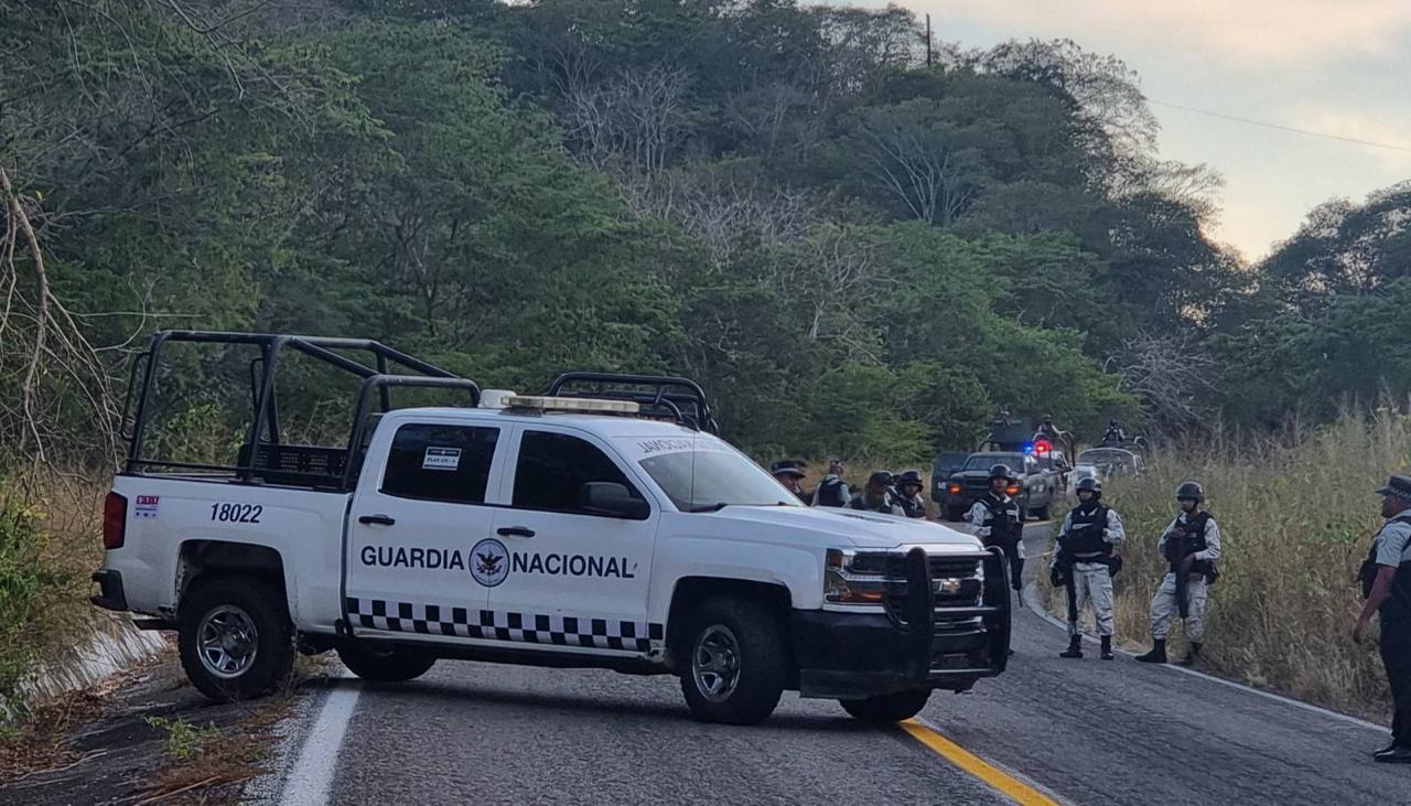 Tras levantamiento de cuerpos por balacera, abren la circulación en la carretera Libre Culiacán-Mazatlán