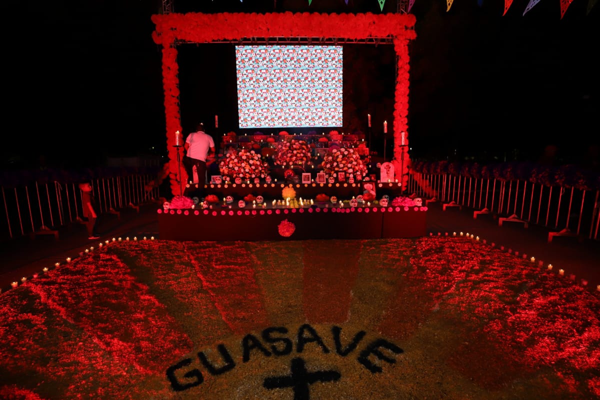 ‘La Llorona’ se pasea por el parque Villafañe; viven guasavenses tradiciones del Día de Muertos en el Animam&nbsp;Taiware
