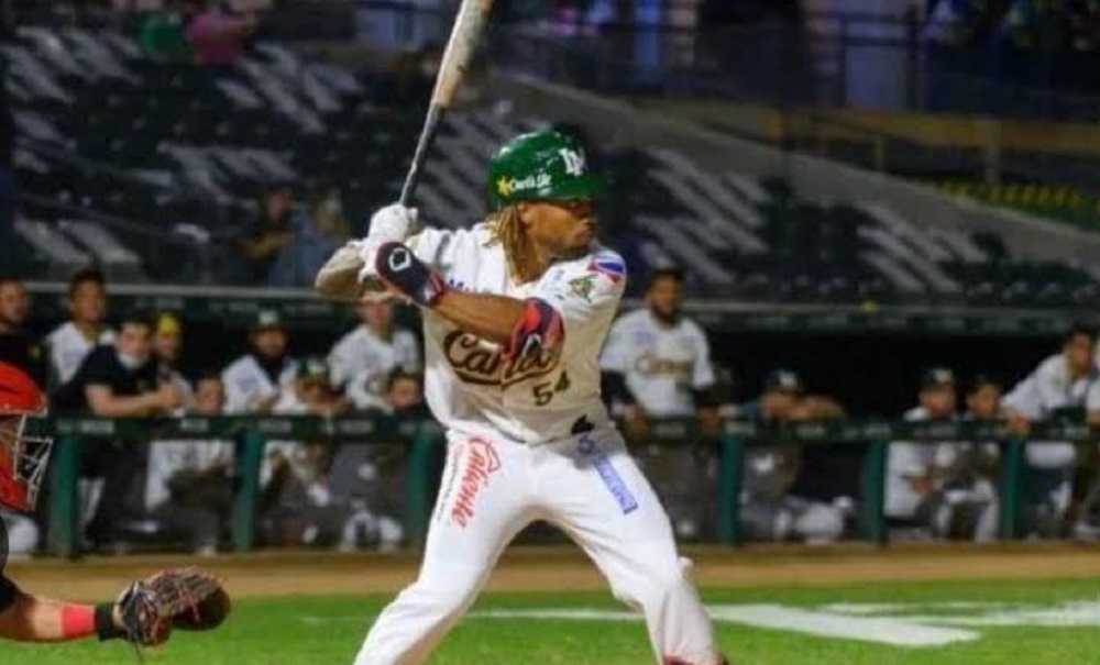 Justin Dean, de Cañeros, conquista récord al anotar cinco carreras en el juego contra Mayos