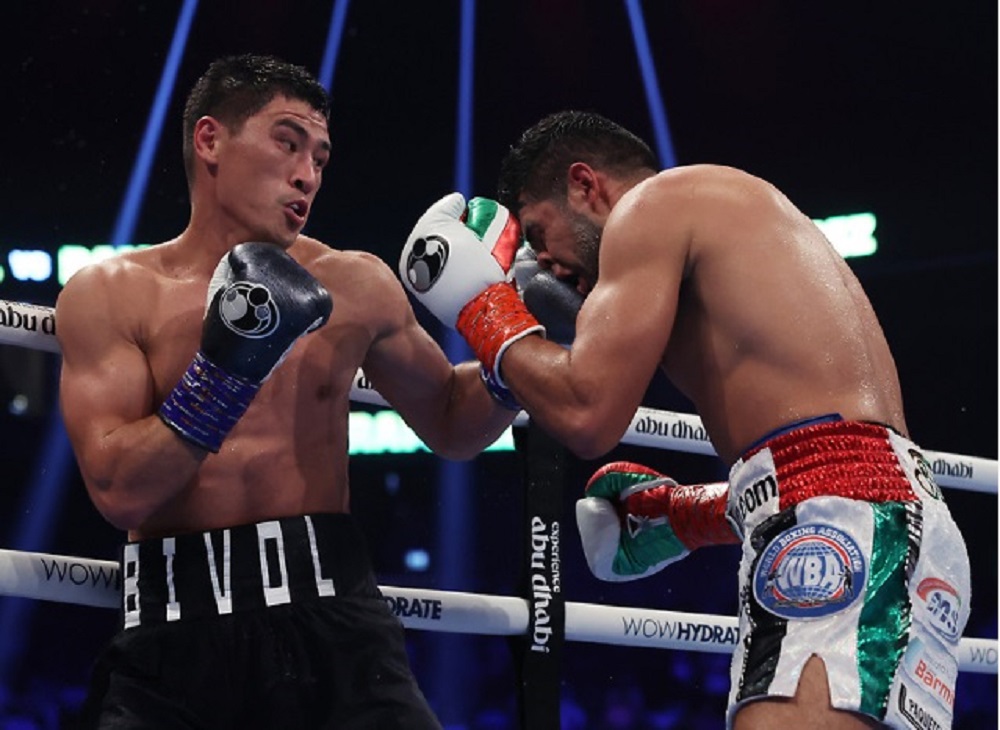 Dmitry Bivol le quita el invicto al sinaloense “Zurdo” Ramírez