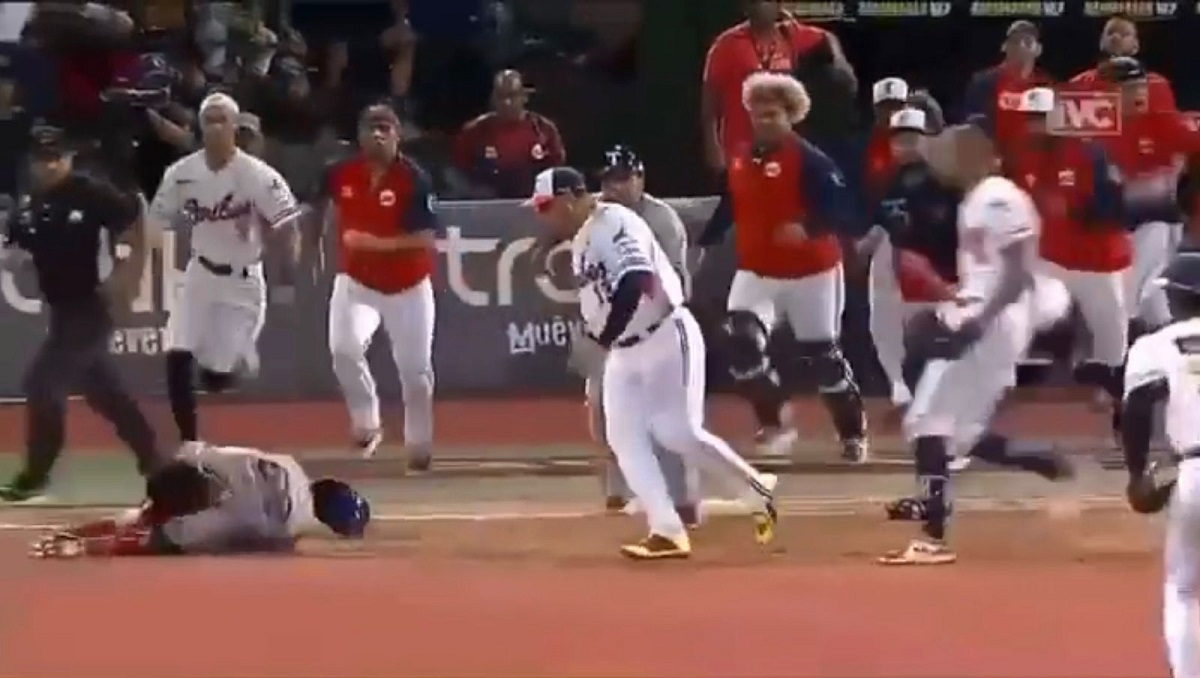 Tremenda bronca en el béisbol de Venezuela, Cabrera golpea a Castro