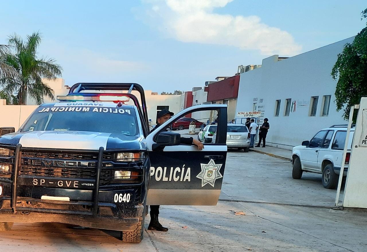 Joven ingresa con una puñalada en el estómago a hospital de Guasave