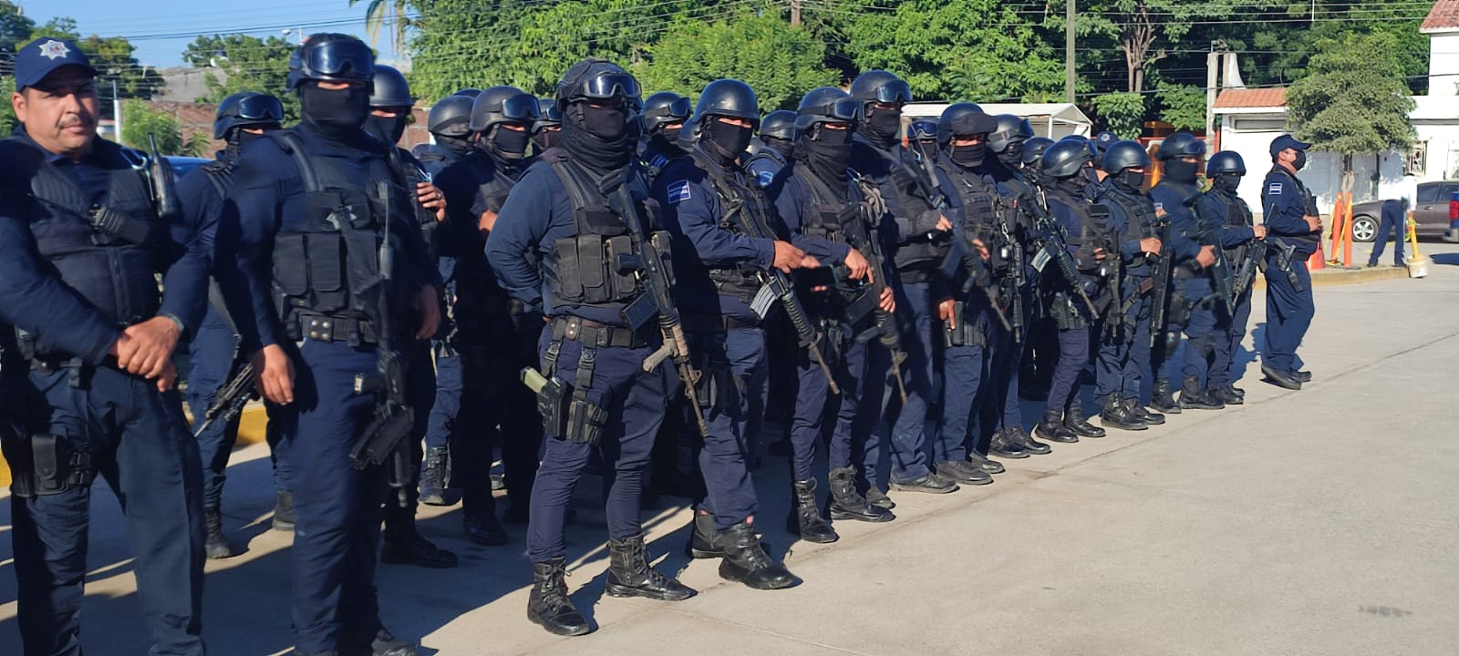 Pasamontañas y polarizados estarán prohibidos para policías de Culiacán; quieren la confianza de la población