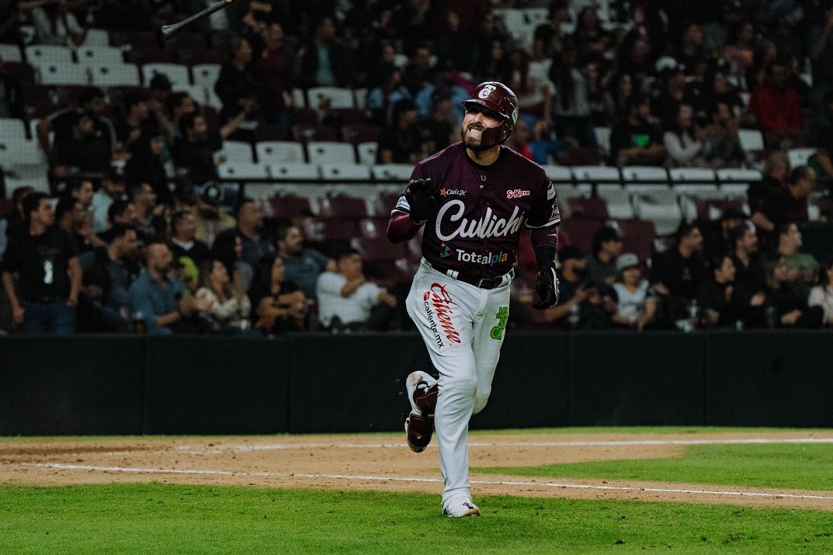 ¡Resurgen los Guindas! Tomateros de Culiacán derrota 5-2 a Guasave