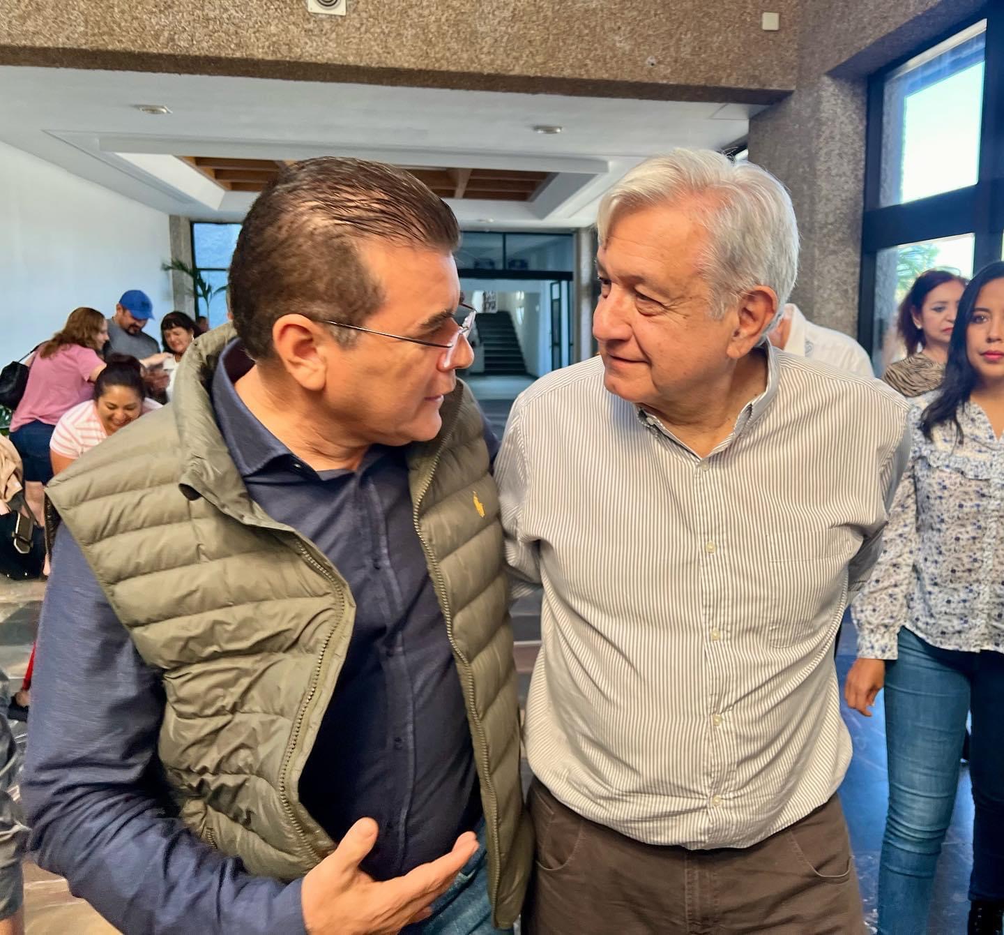 Alcalde de Mazatlán es invitado a la visita de AMLO a Rosario