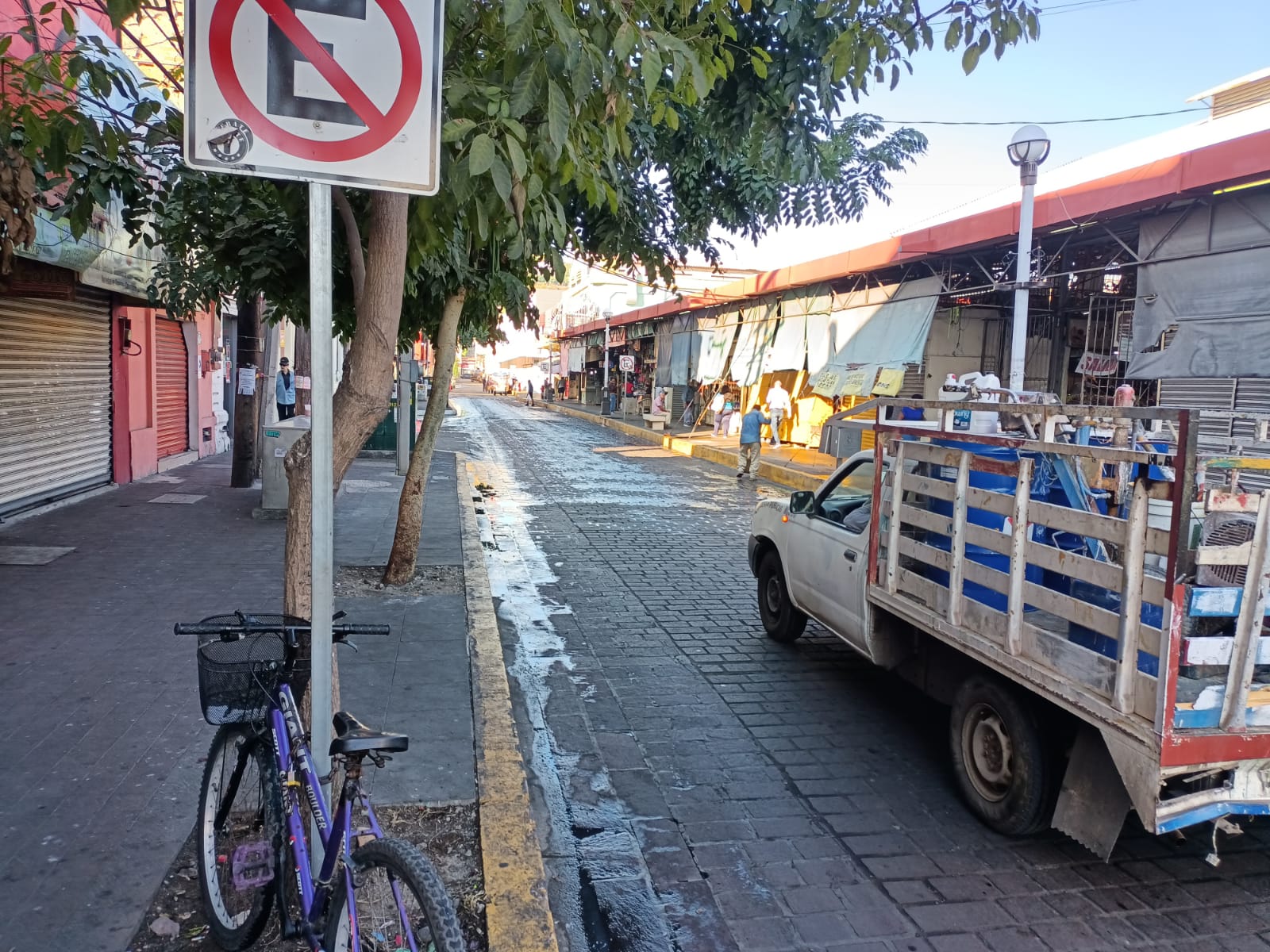 Acatan voluntad de comerciantes en Mazatlán, liberan más estacionamientos en el Centro