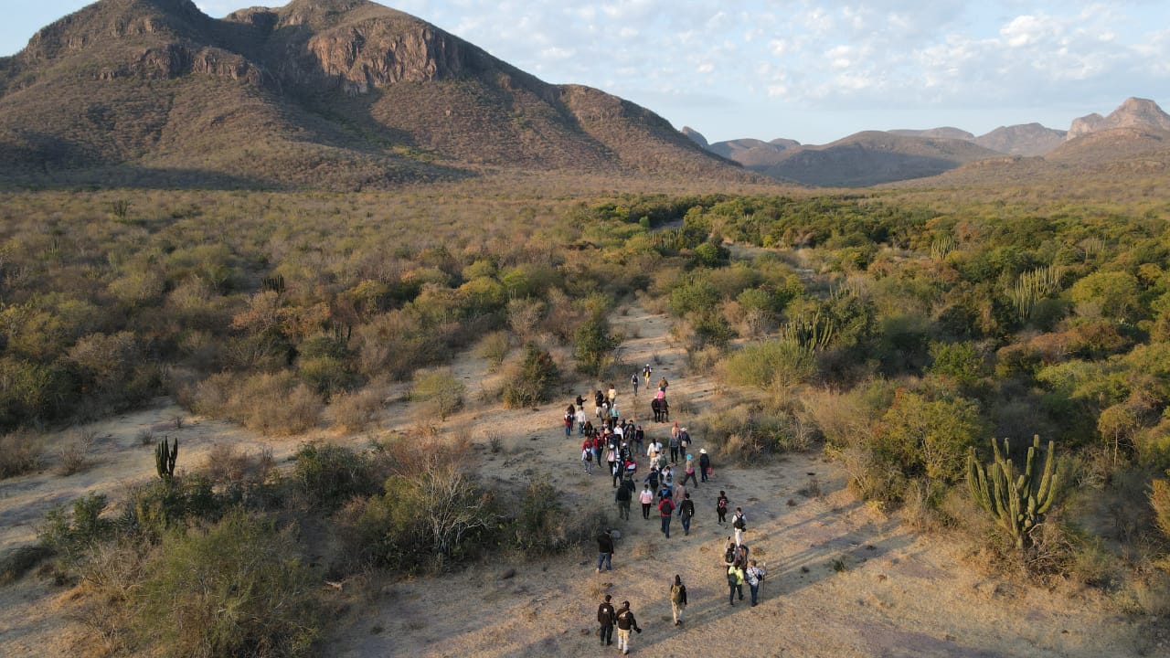 Ahomenses purifican sus almas durante la ruta de senderismo “Juya Annia” en el Cañón del Diablo