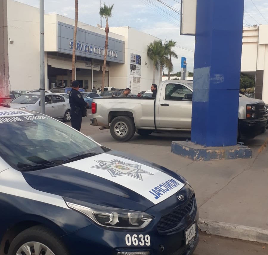 Despojan miles de pesos a un hombre en pleno centro de Guasave
