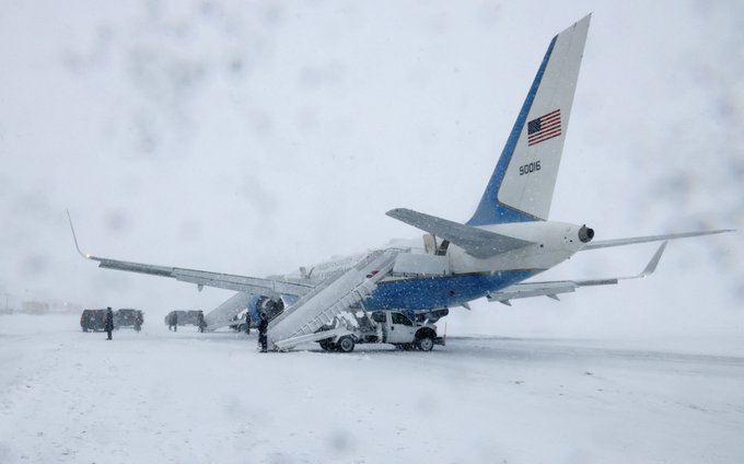 Poderosa tormenta invernal en Estados Unidos, obliga a cancelar más de 2 mil vuelos