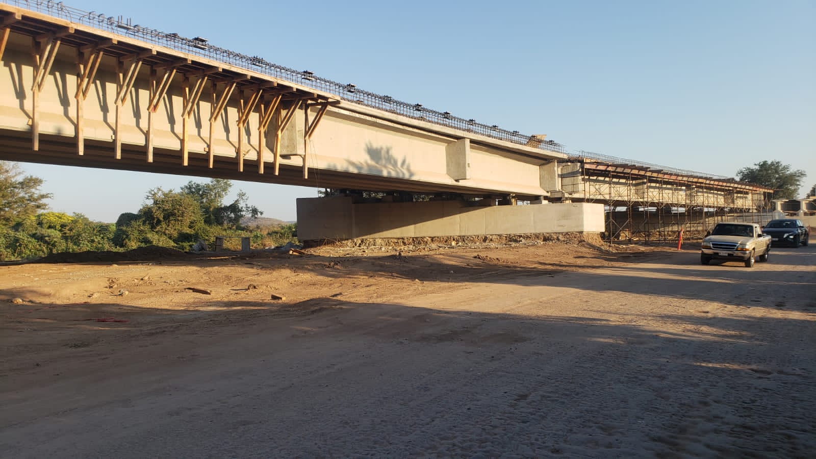 Al 85% de avance en la obra del puente “El Quelite”; sigue firme la entrega para febrero: Zavala