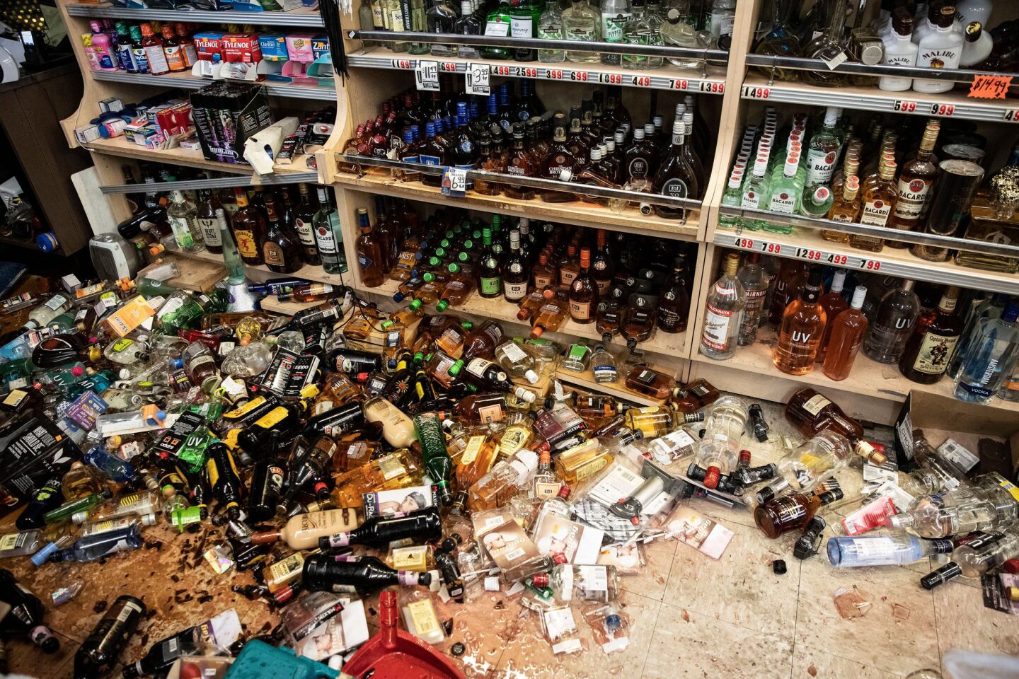 Temblor de magnitud 6.4 sacude al norte de California y deja a miles sin electricidad (videos)