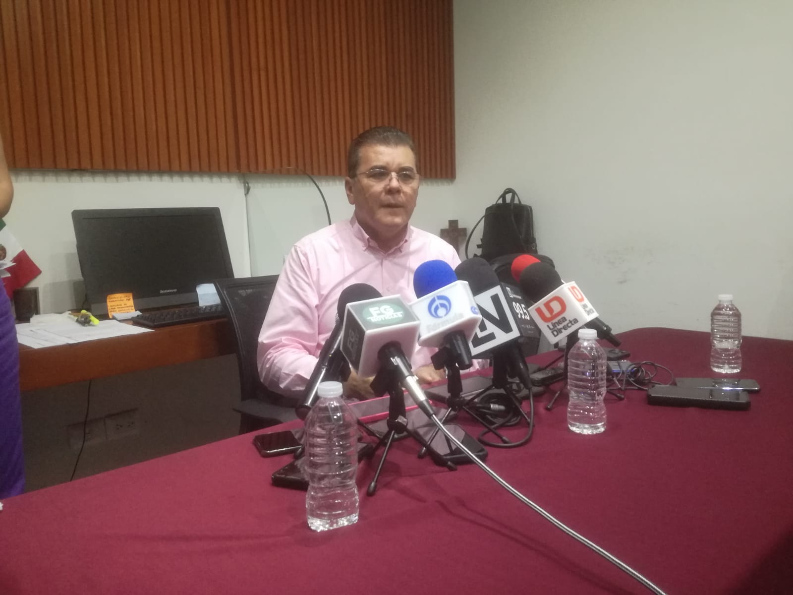 Primera semana de enero funcionarios de confianza pasan al IMSS: Édgar González