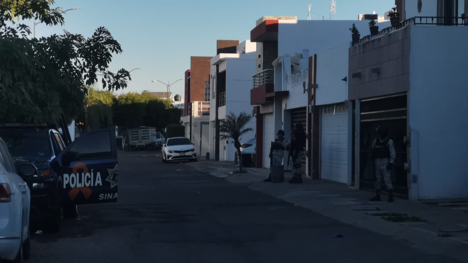 Ejército, Guardia Nacional y Policía Estatal, sitian otro domicilio en el sector norte de Culiacán