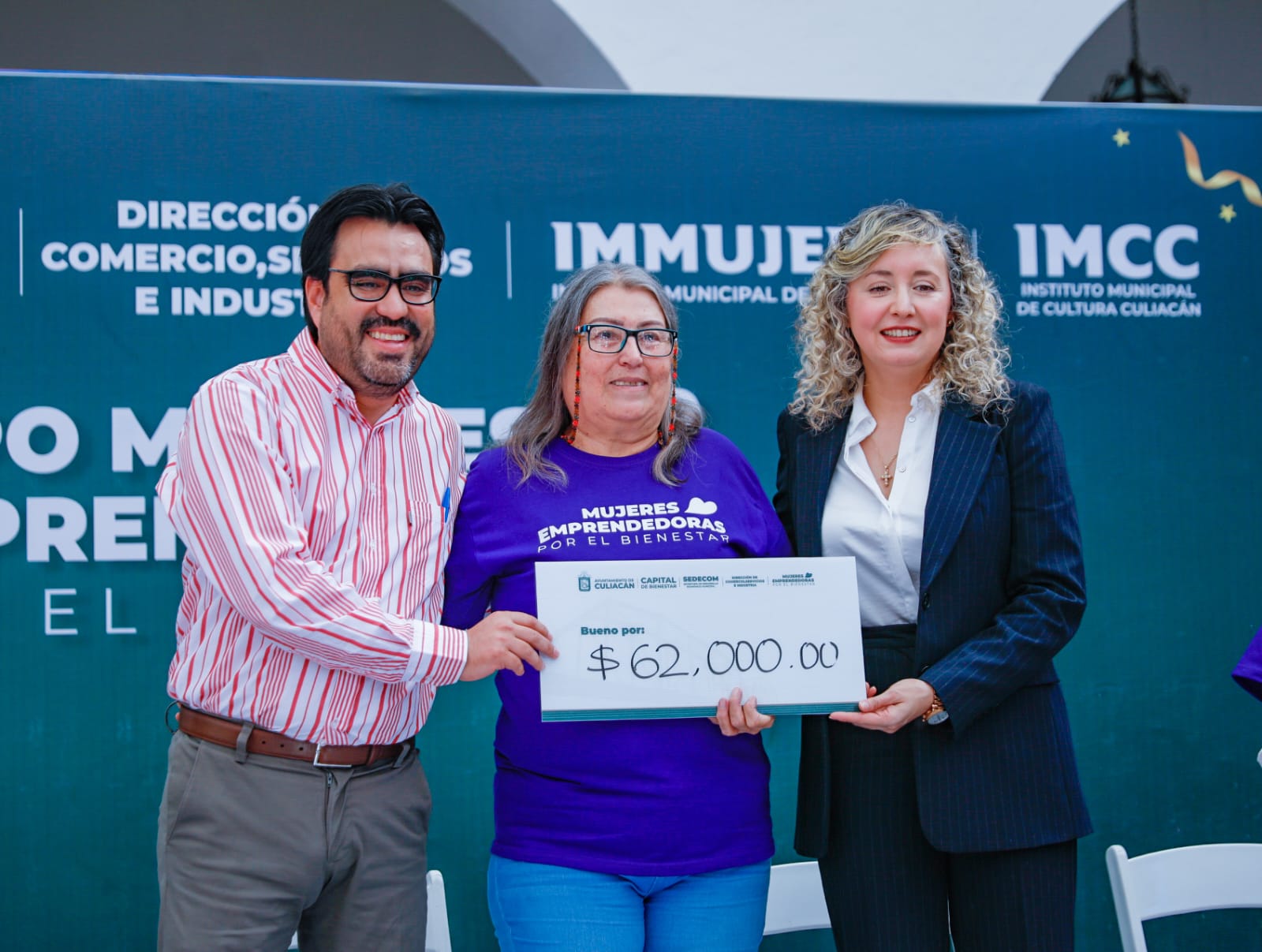 Cabildo aprueba fortalecer el programa ‘Mujeres Emprendedoras por el Bienestar’