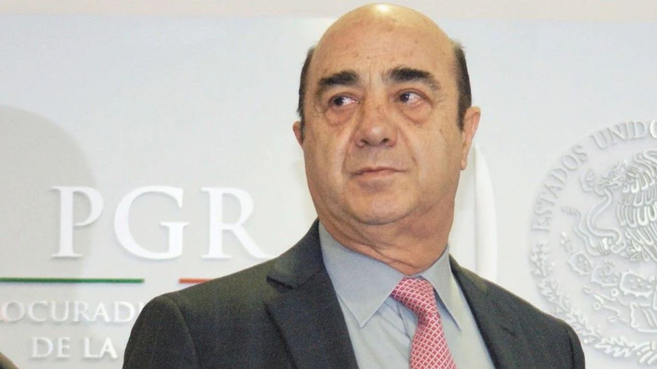 Juez sustituye prisión preventiva de Murillo Karam por resguardo domiciliario