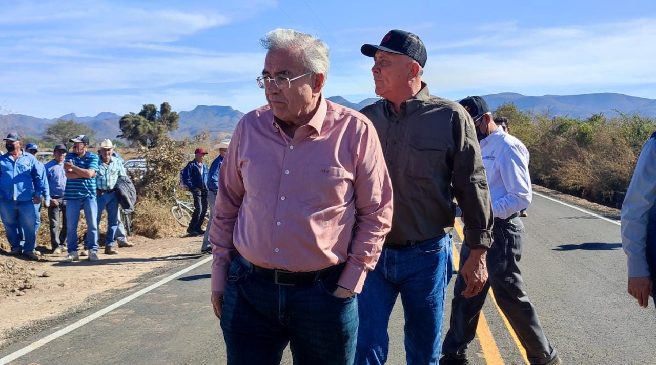 ‘Si se van a alegrar de más dejen sus armas en casa’, les dice Rocha Moya a “pistolabravas”