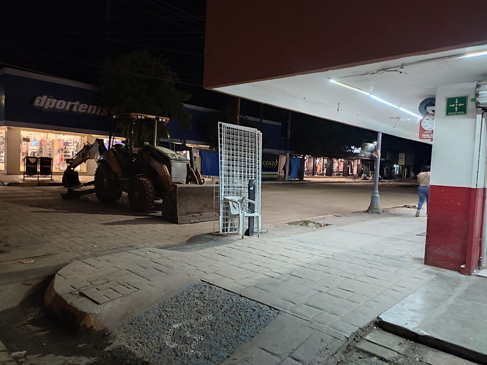 ‘Pareciera que escogen las fechas de más venta’; reclaman comerciantes por cierre de calles en Guasave
