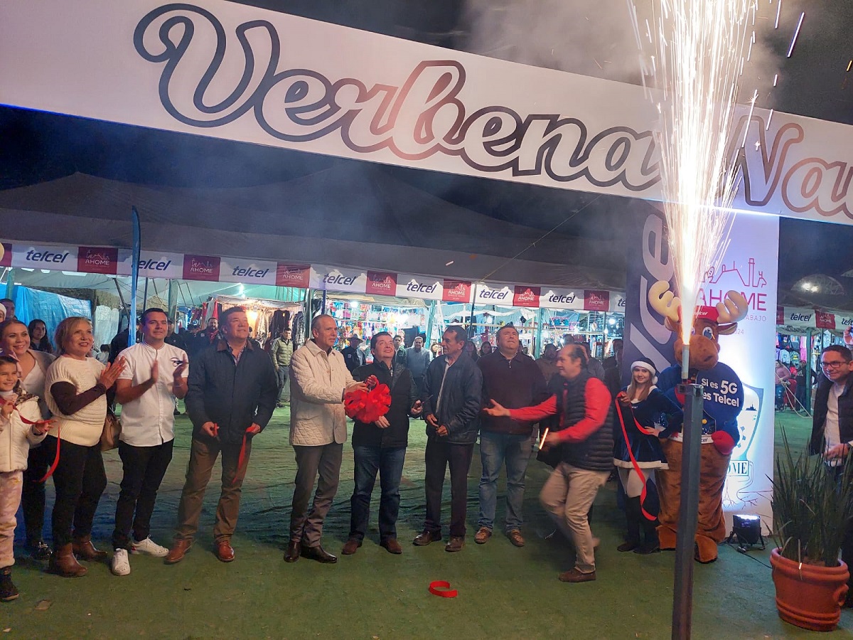 Inauguran la Verbena Navideña en Los Mochis
