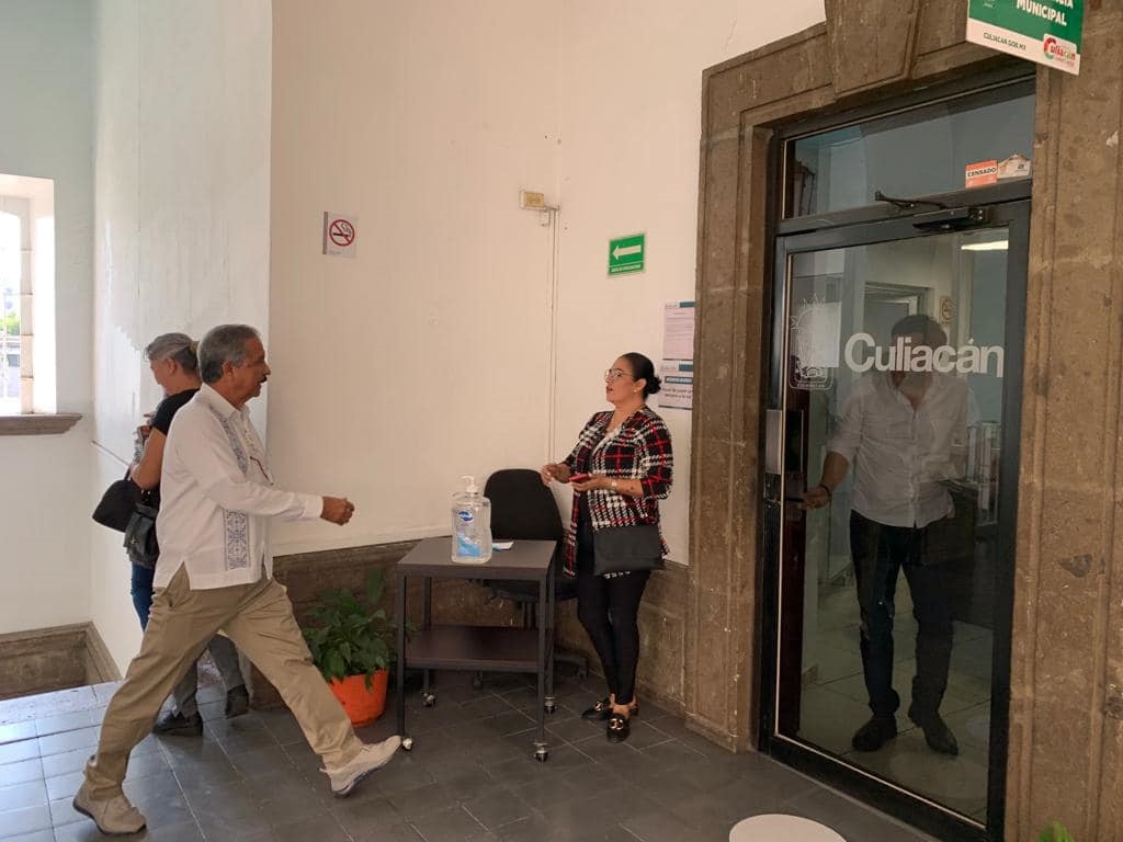 Estrada Ferreiro no puede regresar a alcaldía de Culiacán hasta que concluya su proceso penal: Abogado