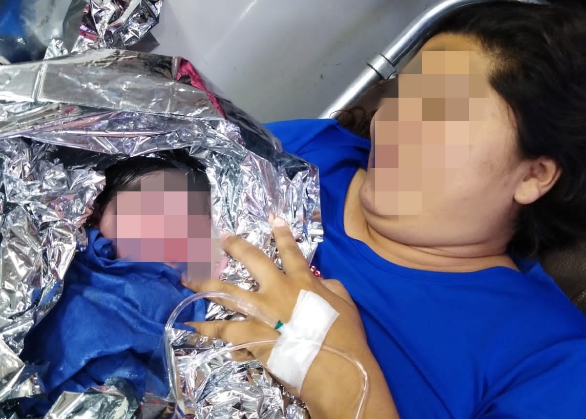 ¡Se adelantó Santa Claus! Bebé nace en ambulancia de la Cruz Roja en Los Mochis