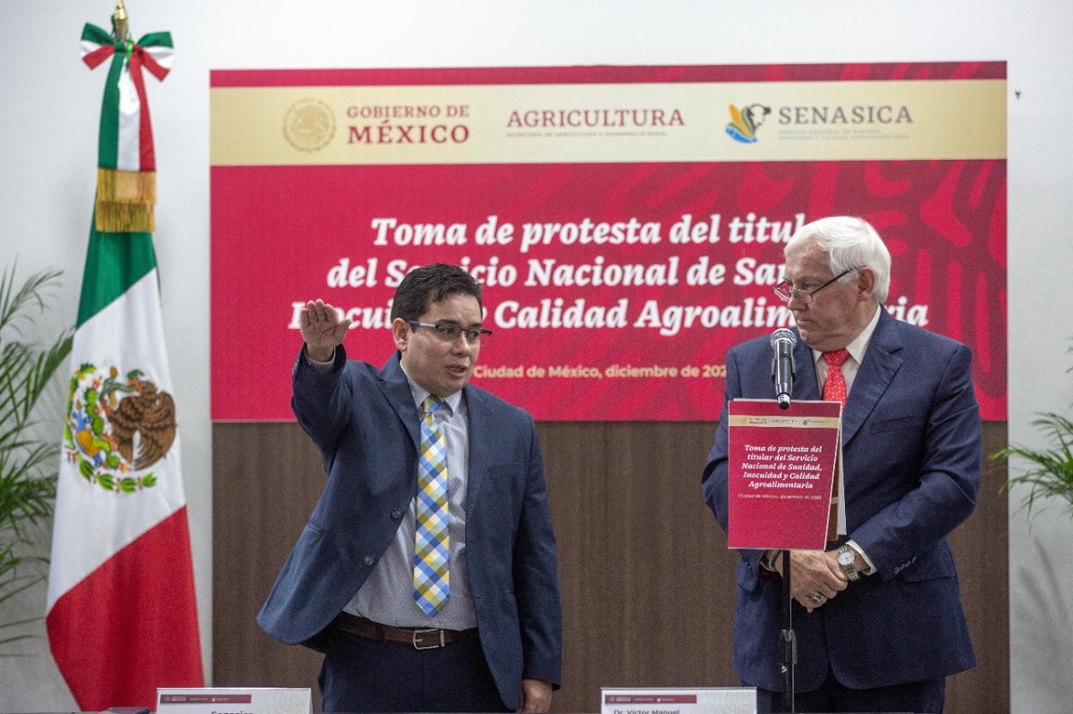 Nombran a Francisco Javier Calderón nuevo director de Senasica
