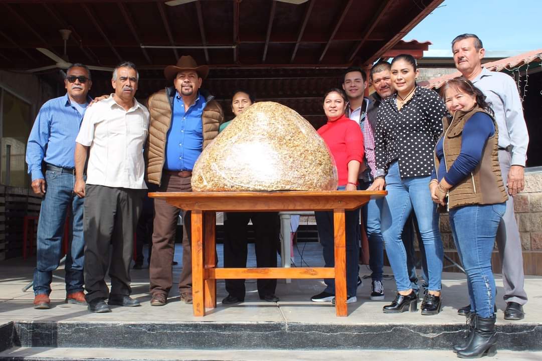 ¡De dimensiones gigantes! En Sinaloa de Leyva elaboran un ‘ponteduro’ de más de 50 kilos