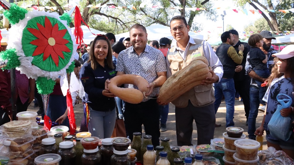 Realizan en Badiraguato el primer ‘Tianguis Campesino’
