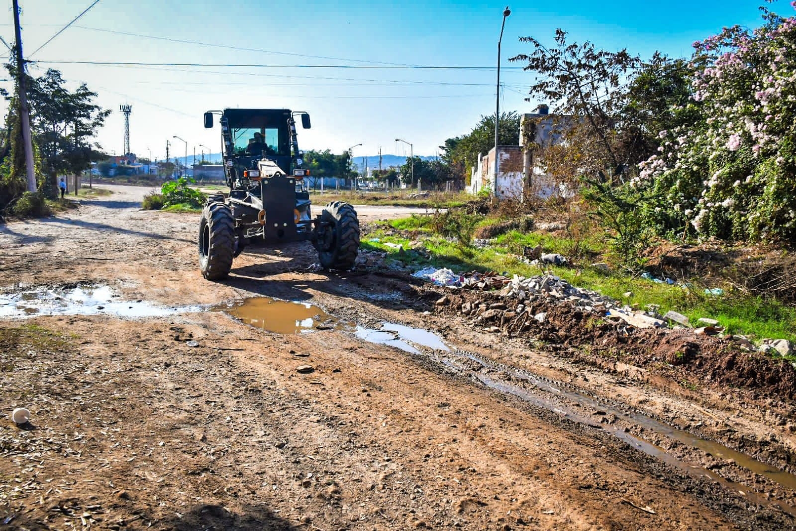 ¡Les hacen justicia! Atiende gobierno municipal a vecinos de la colonia Jesús Kumate después de años de larga espera en Mazatlán