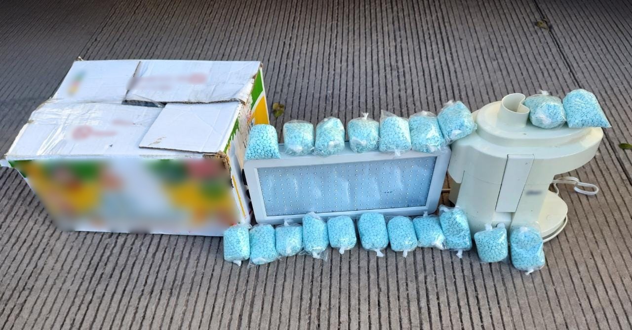 Decomisan 20 mil pastillas de fentanilo ocultas en lámpara LED y extractor de jugos, en Culiacán