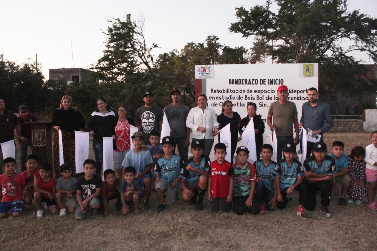 En Chametla, primer banderazo del año del gobierno de Claudia Valdez, rehabilitarán el campo deportivo del lugar