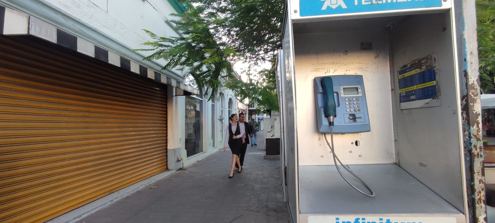 ¿Usas aún casetas telefónicas? En Mazatlán les dirán adiós como parte de mejoras al Centro Histórico