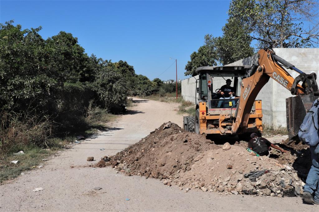 En la 13 de Septiembre de Escuinapa llevaban semanas sin agua, vecinos y autoridades ya trabajan en la solución
