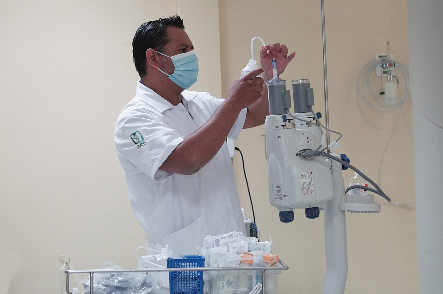 Con motivo de los 80 años del IMSS, destaca López Obrador esfuerzo de sus trabajadores en pandemia