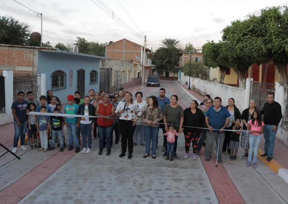 Invierten un millón 200 mil pesos en Rosario para dar respuesta en pavimentación en la Hacienda del Tamarindo