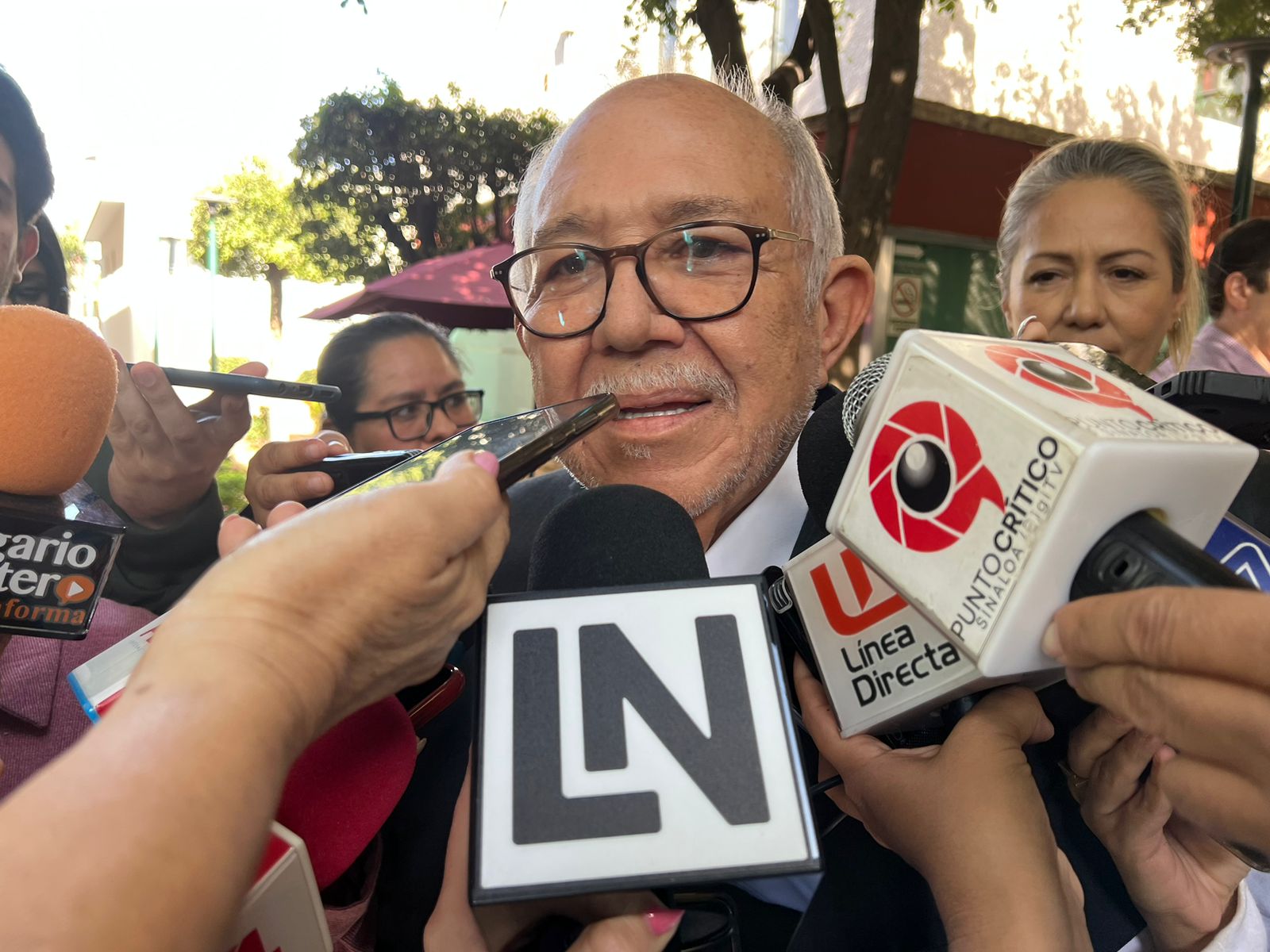 “Duermo tranquilo, yo sé que jamás he agarrado un peso”: El ‘Químico’ ante investigación de la Fiscalía por luminarias a sobreprecio