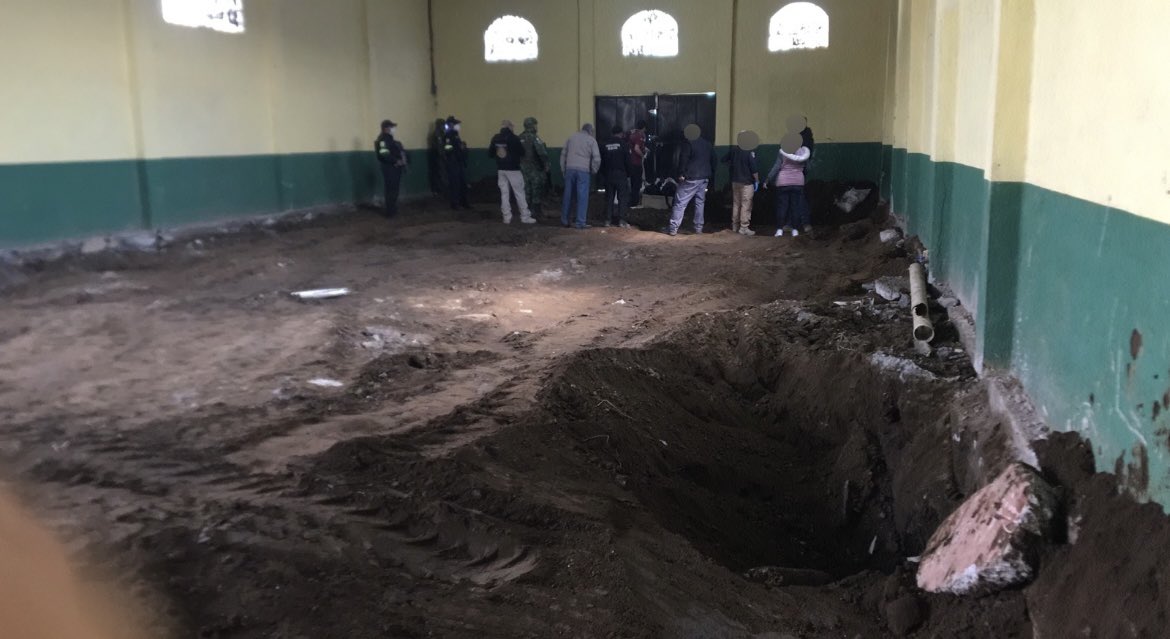 Confirman detención de ‘El Pozolero’ del CJNG y hallazgo de narcofosa con al menos 26 paquetes de restos humanos