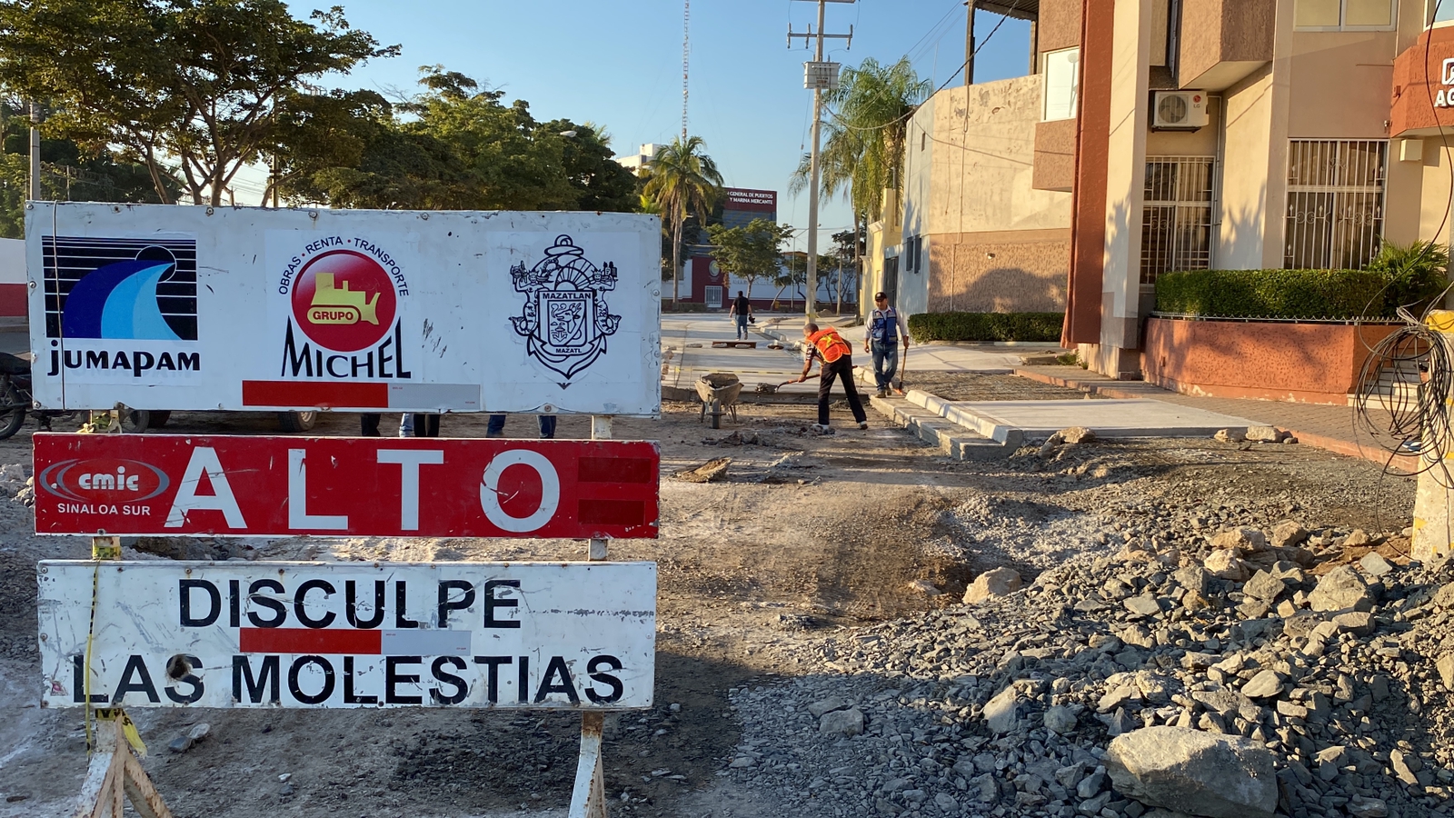 Para finales de marzo podría quedar lista la Emilio Barragán, en Mazatlán