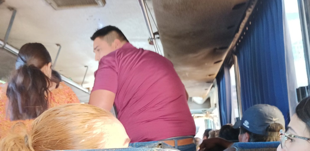 Paran labores también los foráneos en Mazatlán ante bloqueos que ya se registran en el puerto