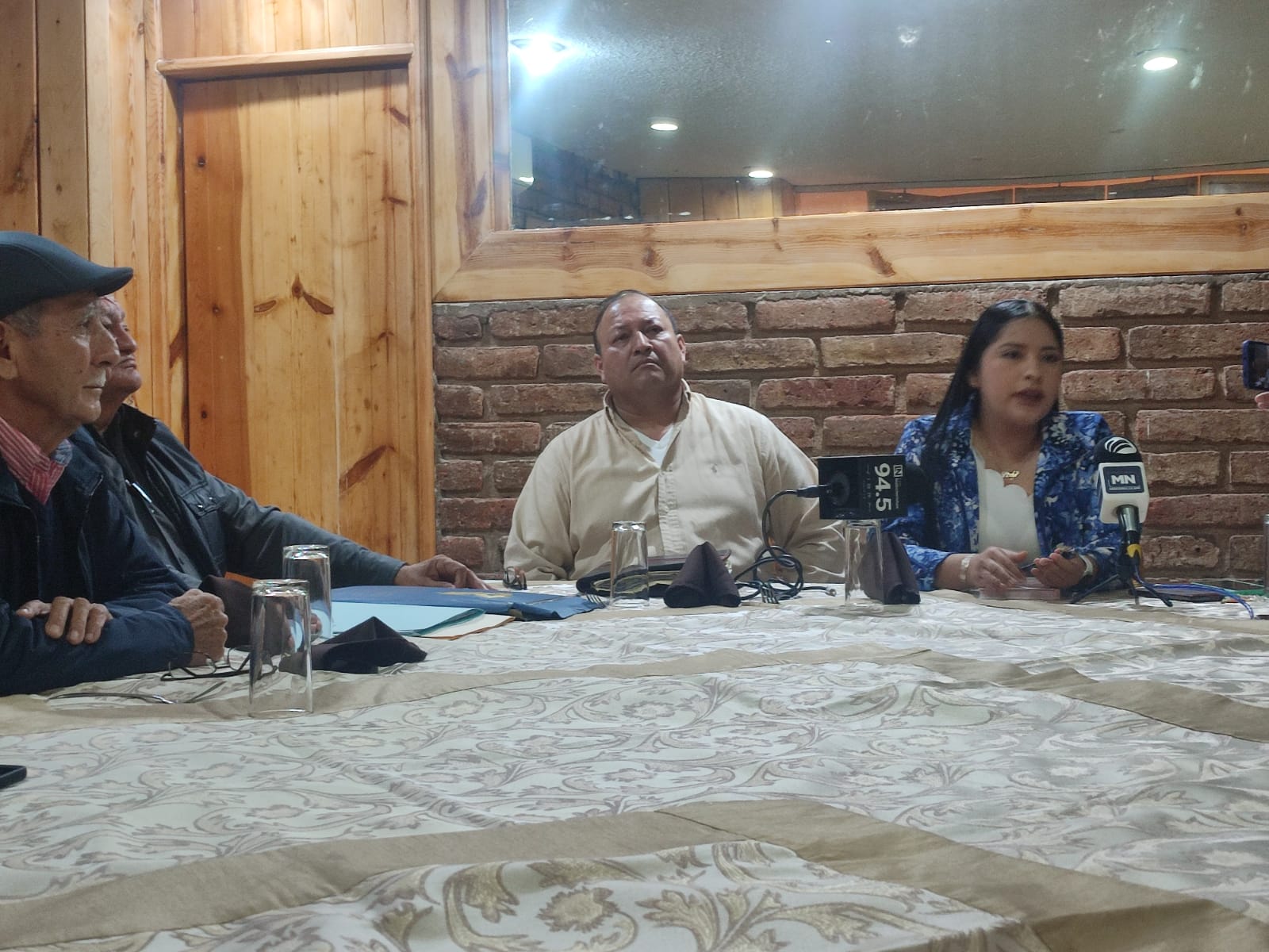 Reprobable que regidores se aumenten el sueldo cuando Guasave está en el hoyo; colegio Raúl Cervantes 