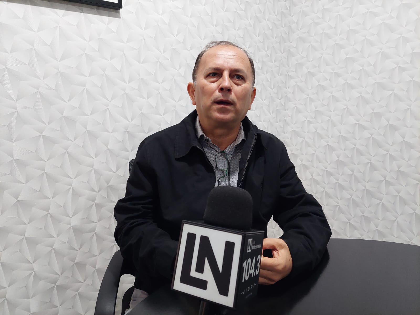 Mal sabor de boca deja a la sociedad el perdón otorgado al policía; debió recibir castigo: Regidor Carlos Valle Saracho