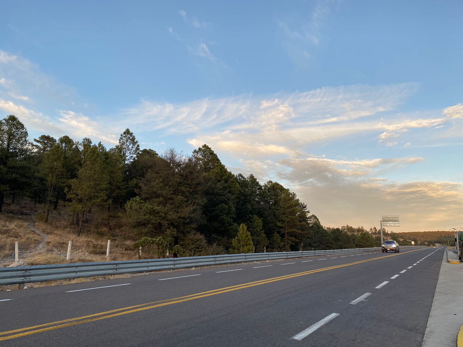 Reportan durangueses que la violencia continúa en las carreteras