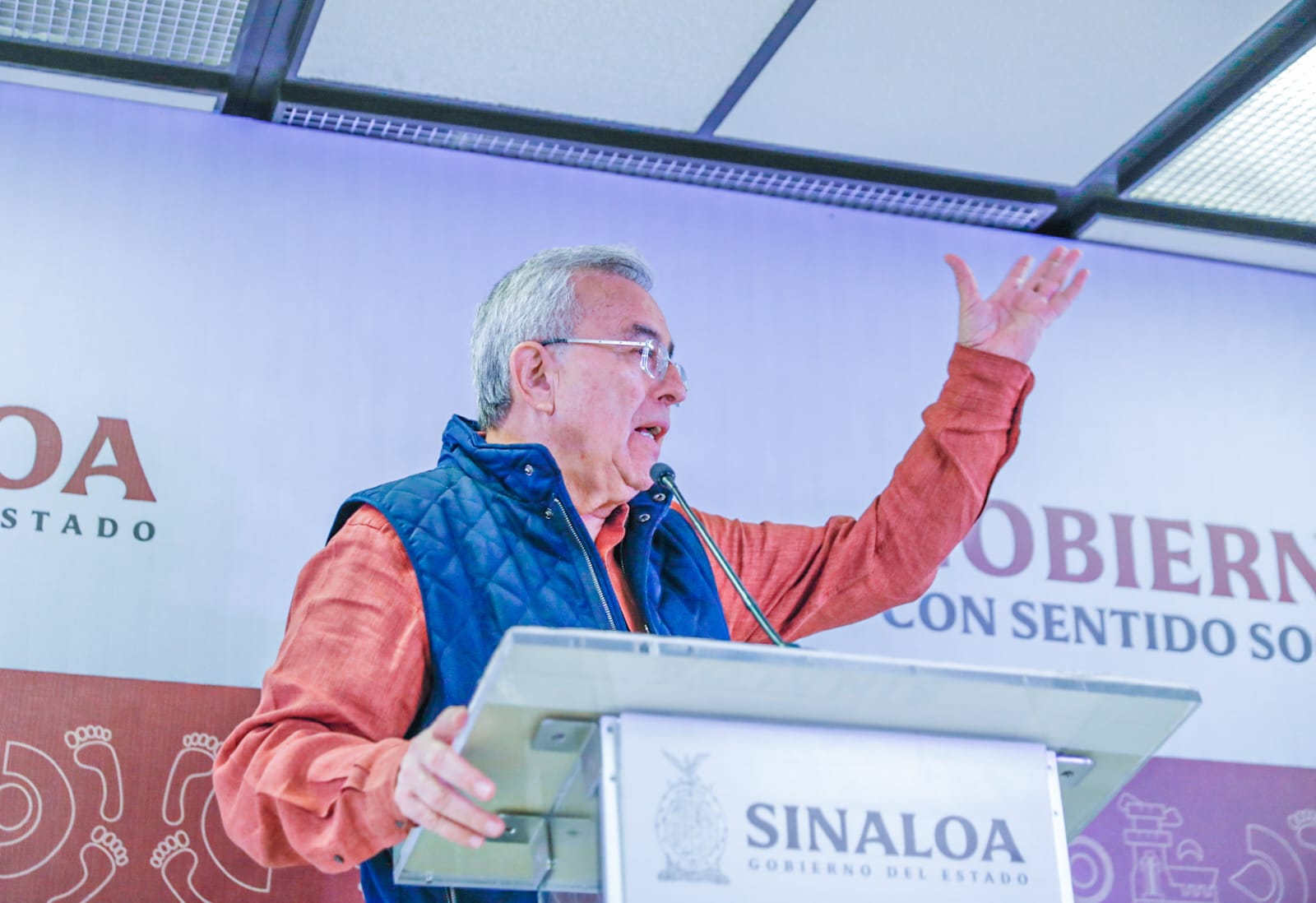 ‘Nadie tiene la verdad absoluta’: Rocha pide no emitir falsas conclusiones hasta que se investigue caso de policía que amenazó a periodista