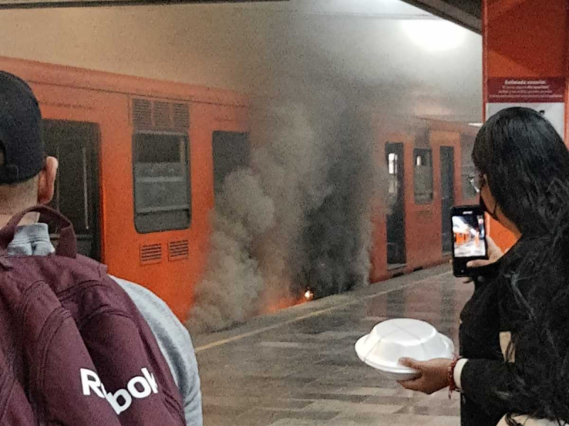 ¡Otro siniestro en el Metro! Ahora se incendia un vagón de la Línea 5 en CDMX