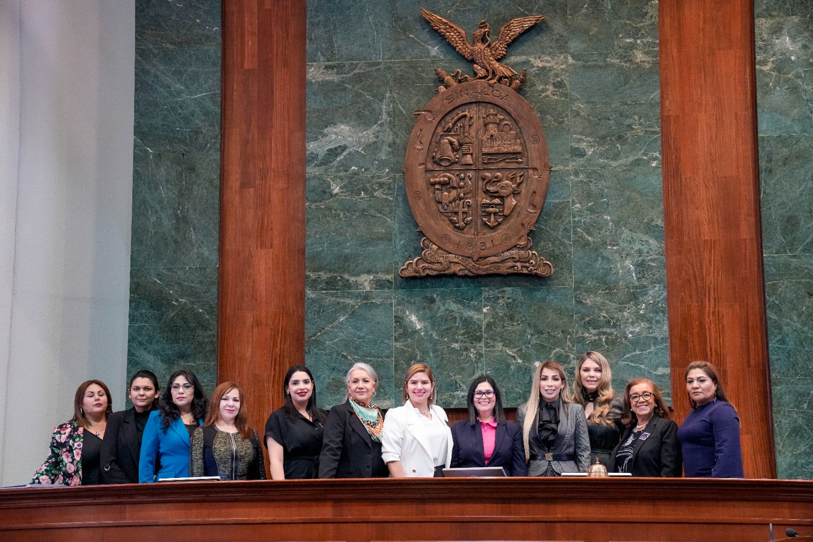 Se instala la diputación permanente del Congreso; la mayoría son mujeres