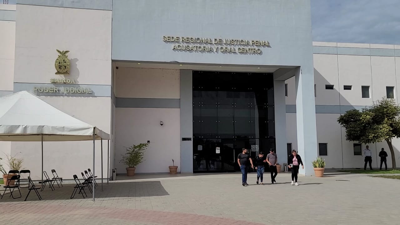 “Que se haga justicia, que pague con cárcel”, exige esposa de Cristian, joven asesinado en Villa Bonita por defender a su suegra