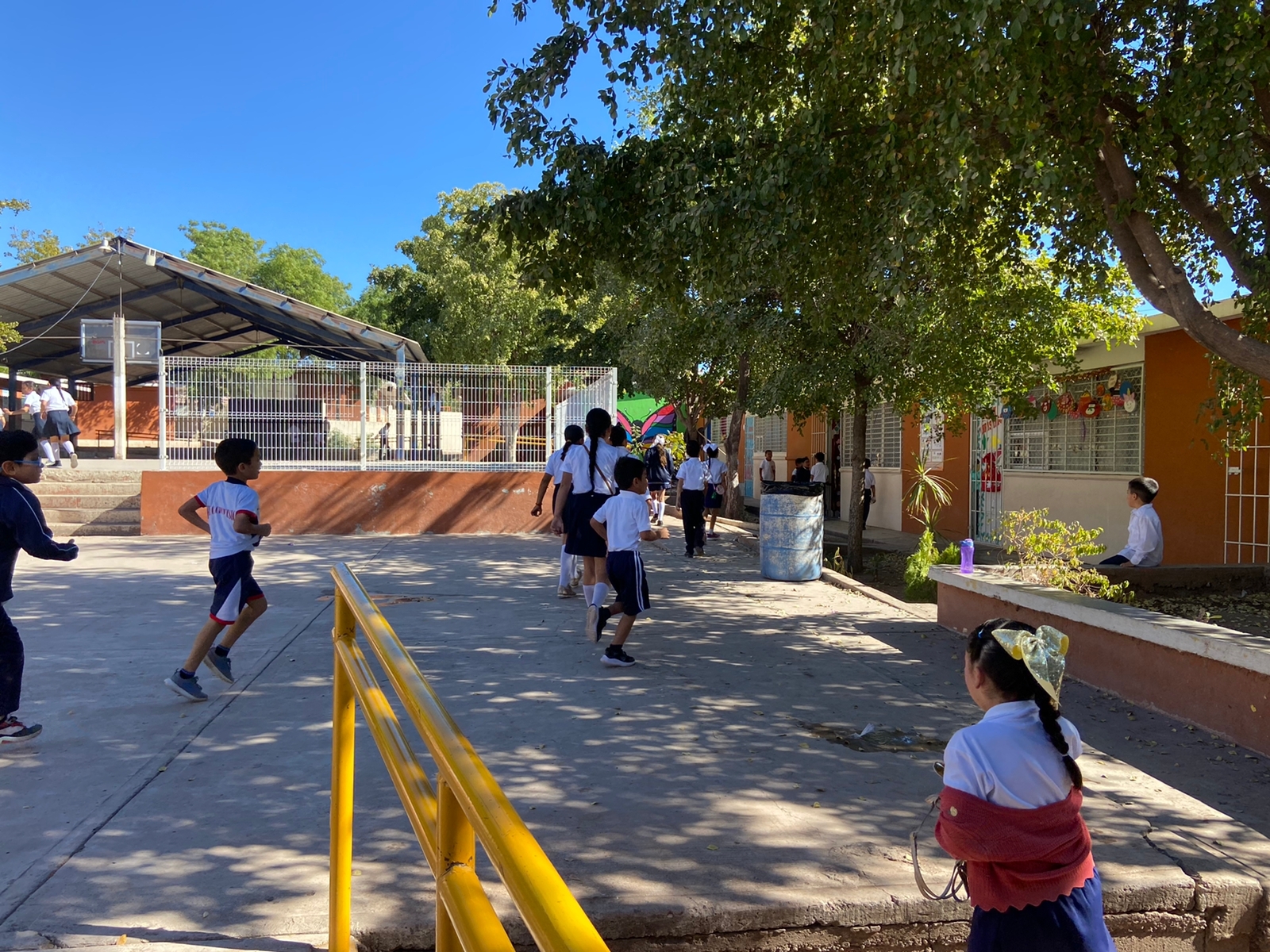 Ninguna escuela concluyó ciclo por altas temperaturas: SEPyC; planteles sin luz se fueron a la virtualidad para cerrar curso