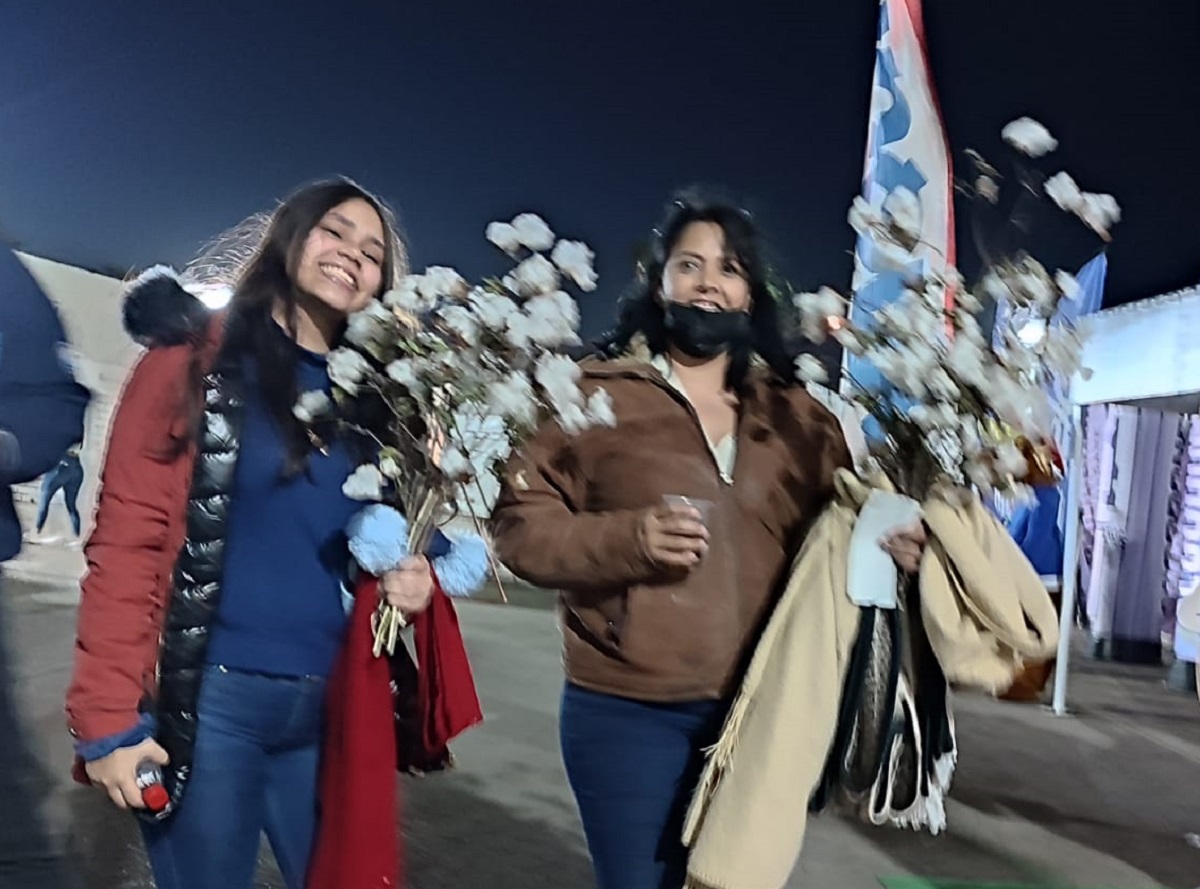 Con el algodón como amuleto, afición guasavense le tiene fe a su equipo