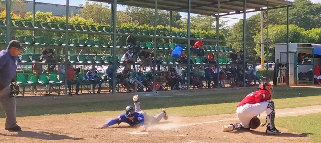 La Bebelama y Japac, están a un triunfo de ser finalistas del beisbol de Segunda Fuerza en Culiacán