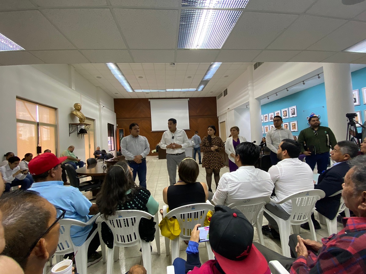 Seguridad, agua y pavimentación fueron las principales peticiones durante el Cabildo Abierto en Mazatlán